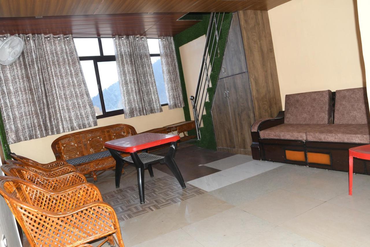 Hotel Mountain View And Rooftop Restaurant Pithoragarh Екстер'єр фото